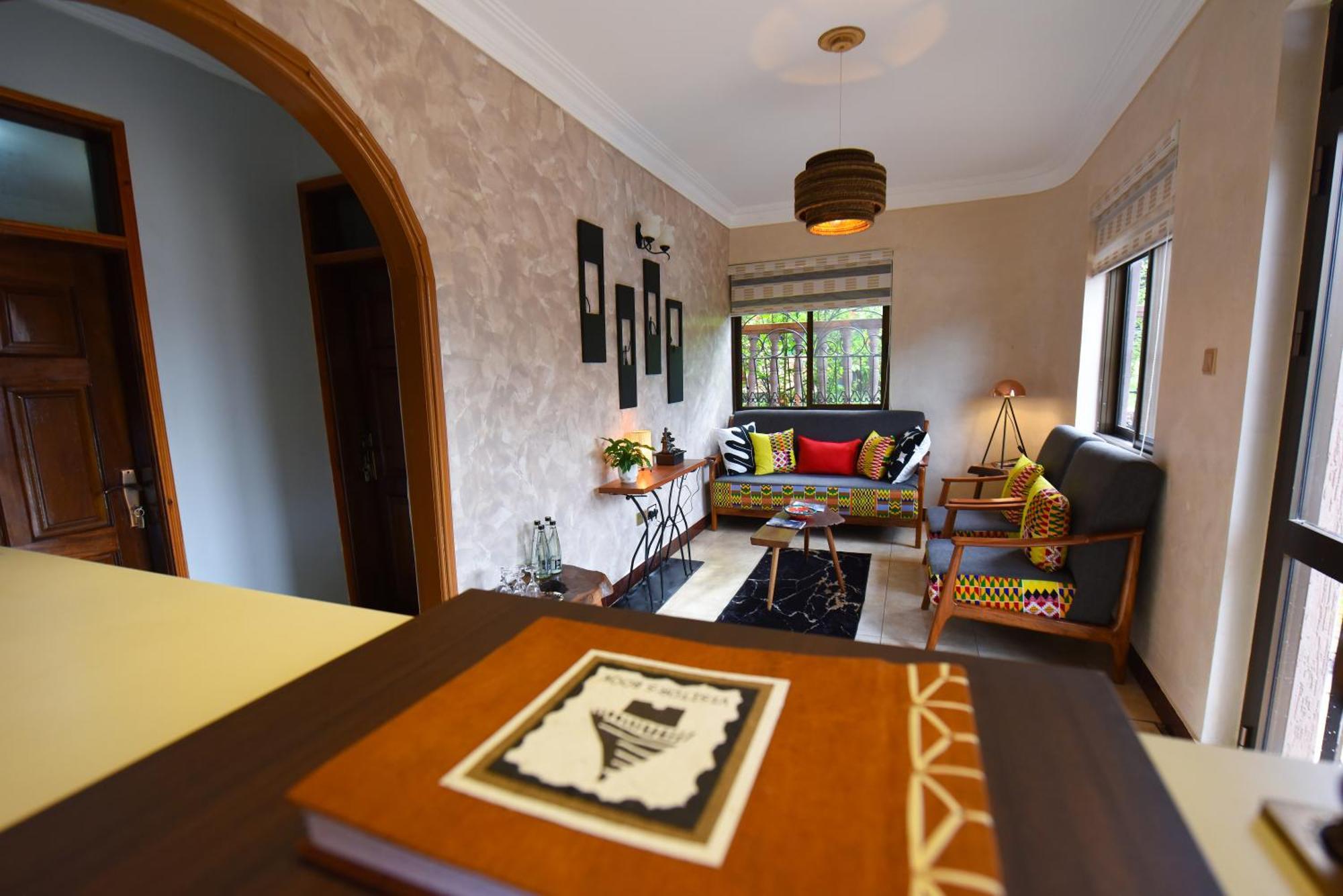 Gazelle Guest House Kampala Esterno foto